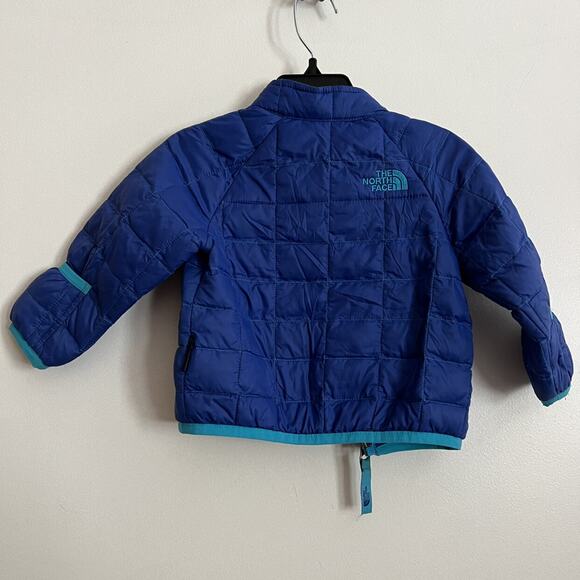 The North Face Blue Jacket - Picture 9 of 12